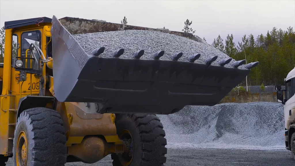 Uneven Load Distribution Causes Hydraulic Cylinder Failures - Image 1