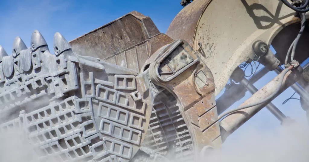 Uneven Load Distribution Causes Hydraulic Cylinder Failures - Image 2